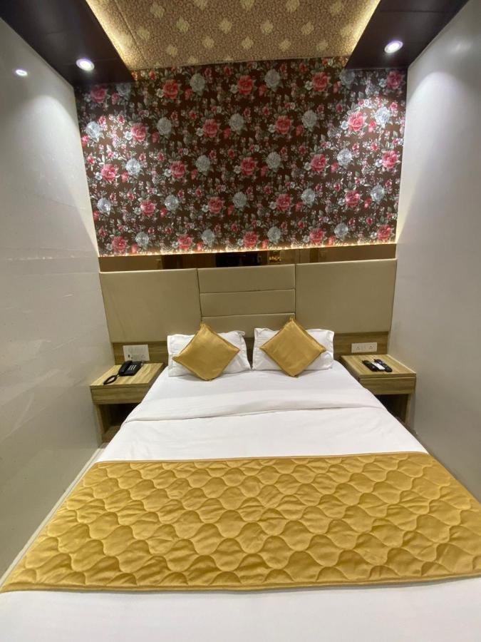 Hotel Bkc Crown - Near Trade Centre, Visa Consulate Bombay Extérieur photo