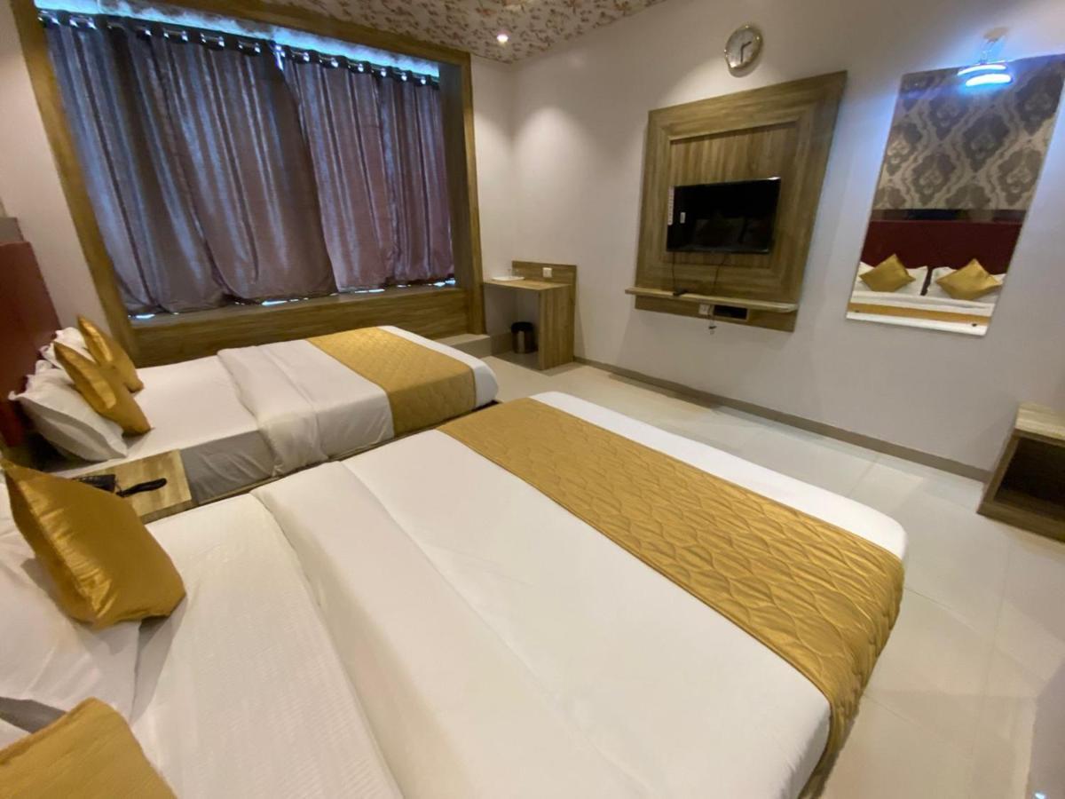 Hotel Bkc Crown - Near Trade Centre, Visa Consulate Bombay Extérieur photo