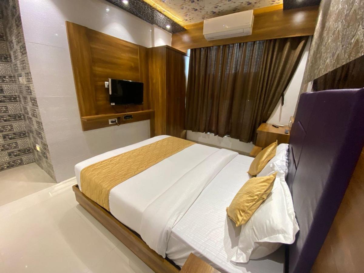 Hotel Bkc Crown - Near Trade Centre, Visa Consulate Bombay Extérieur photo